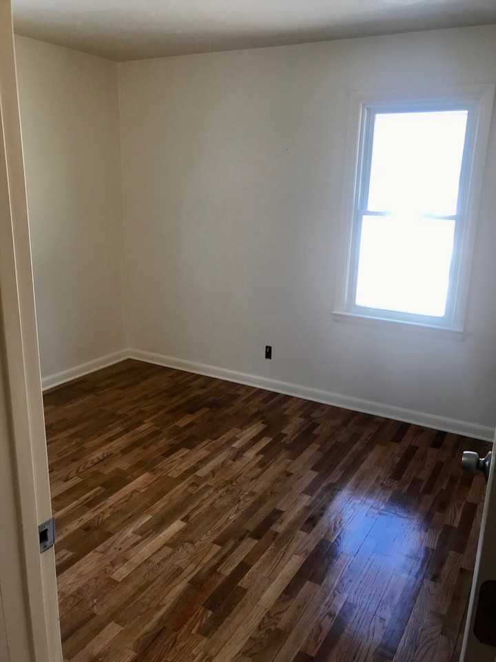 5403 E Bristol Rd - Photo 7 of 15