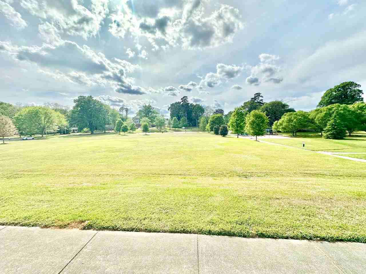 441 Jackson St - Photo 6 of 33