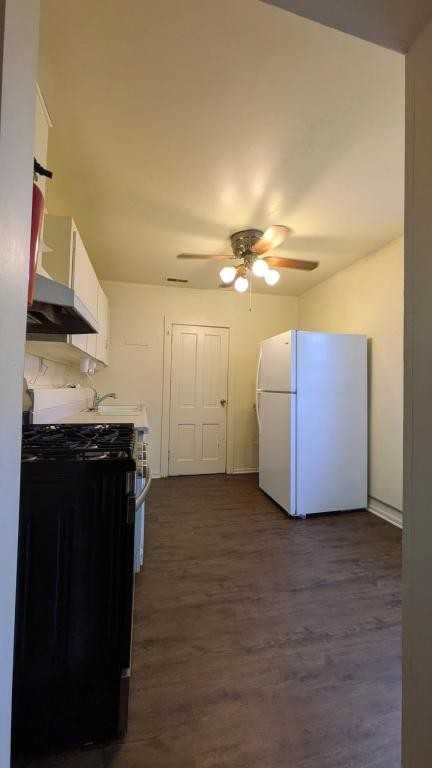 730 W Park St - Photo 3 of 11