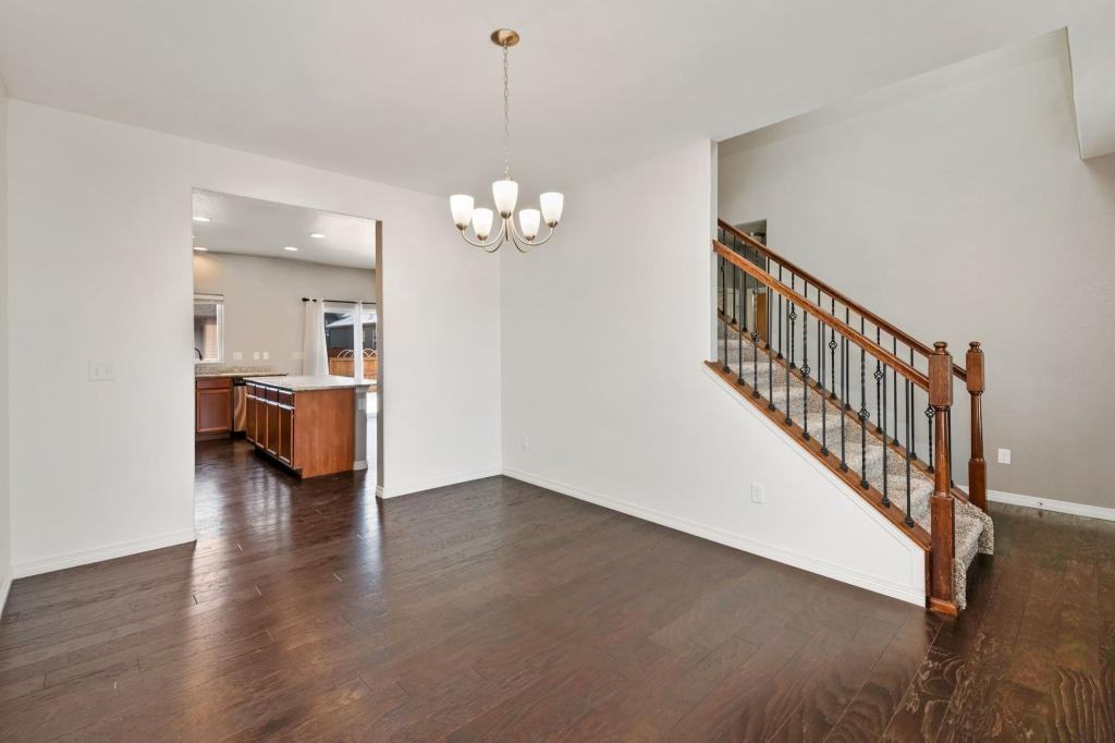 1520 Cirque Valley Ln - Photo 5 of 29