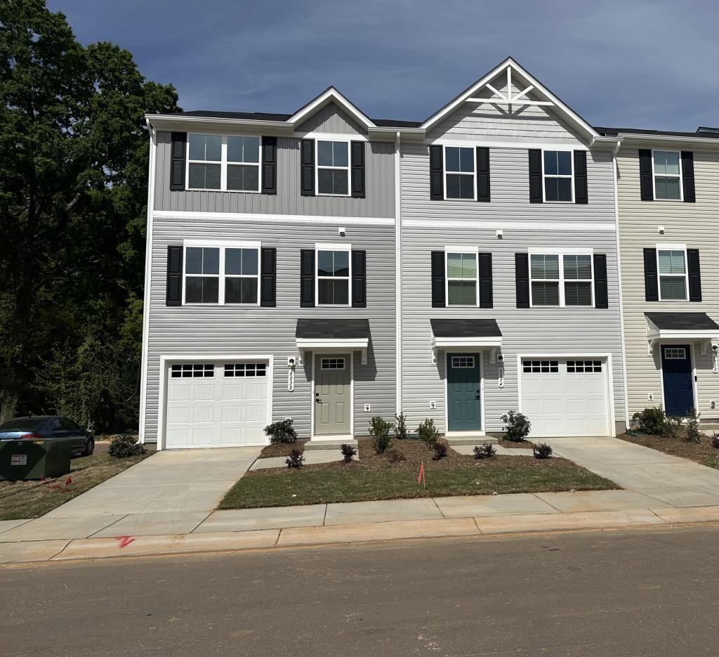 8038 Sinnet Pl - Photo 2 of 30