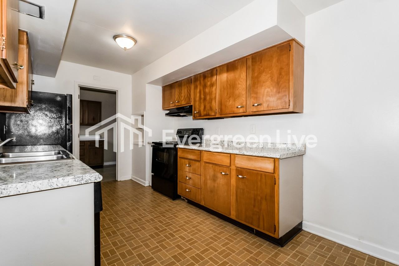 4594 Olive Rd - Photo 6 of 15