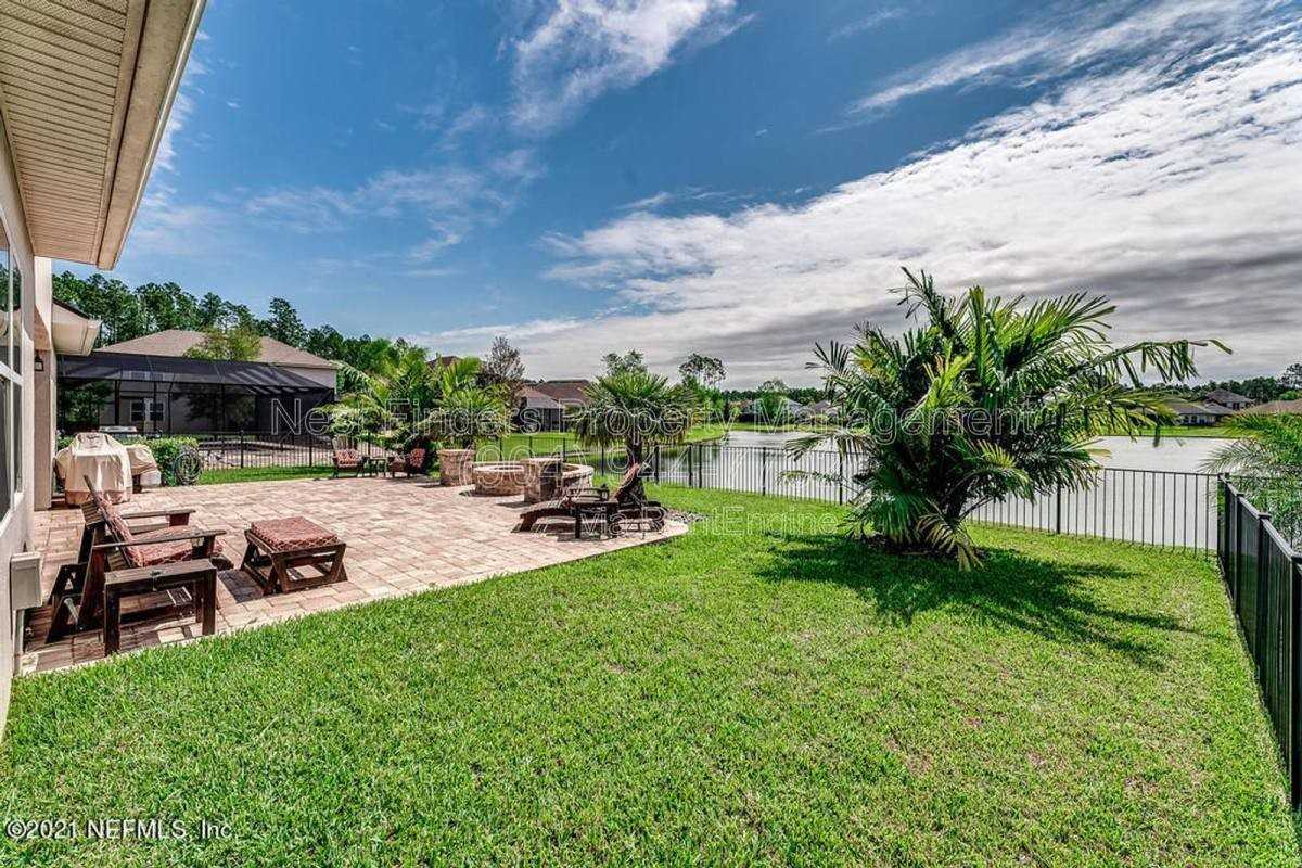 115 Rockcreek Dr - Photo 3 of 10