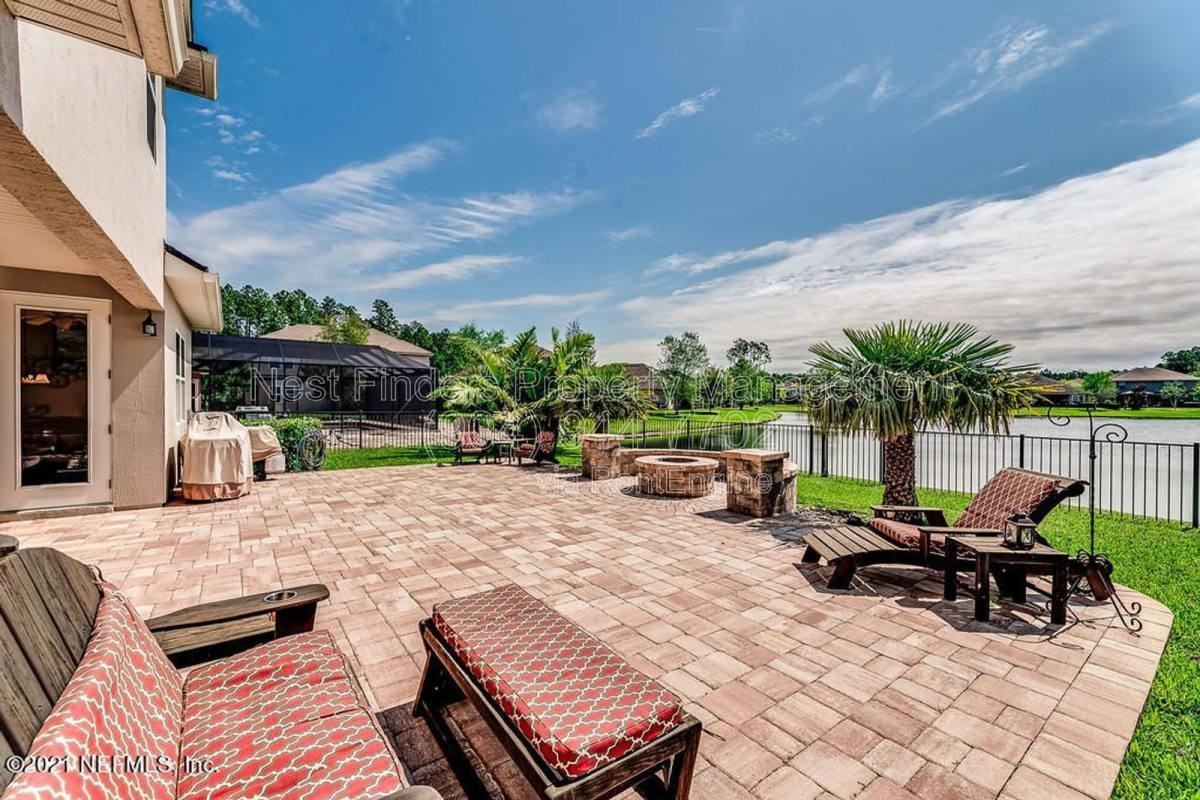 115 Rockcreek Dr - Photo 6 of 10