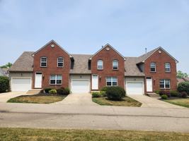 featured image of 28 Applewood Cir #28