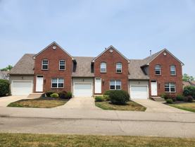 28 Applewood Cir #28 - Photo 1 of 1