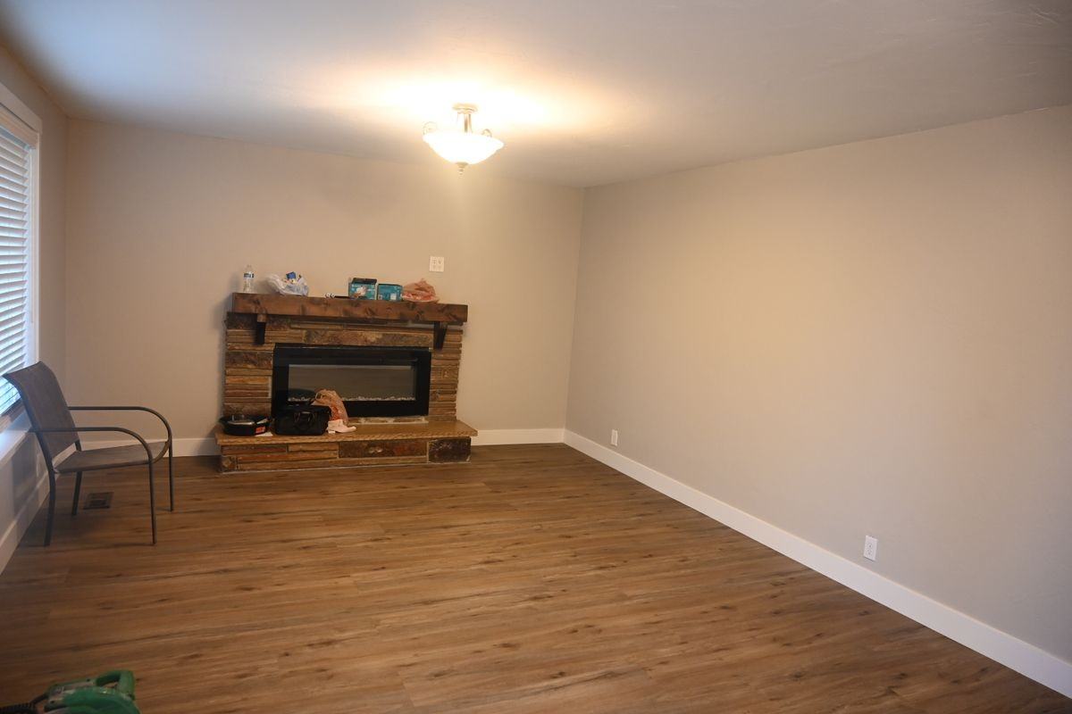 3474 W San Carlos Dr - Photo 2 of 39