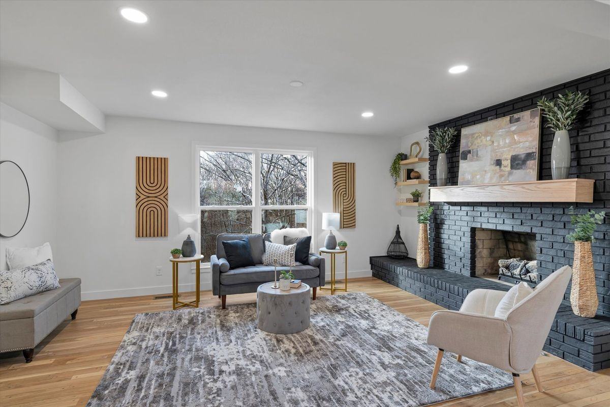 4662 Britcastle Dr - Photo 4 of 21