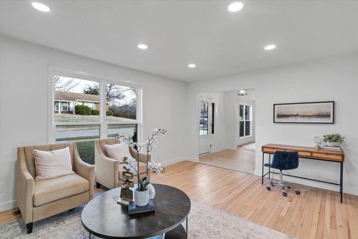 4662 Britcastle Dr - Photo 5 of 21