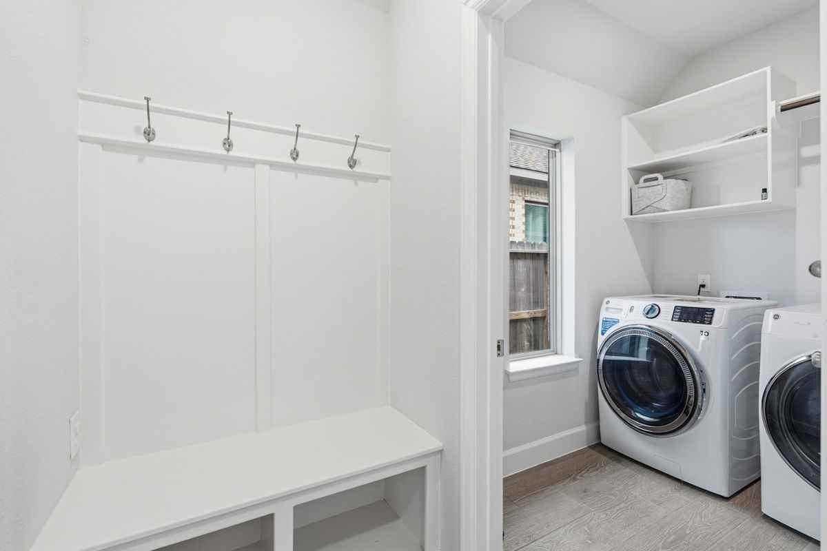 29427 Mesquite Oaks Dr - Photo 4 of 11