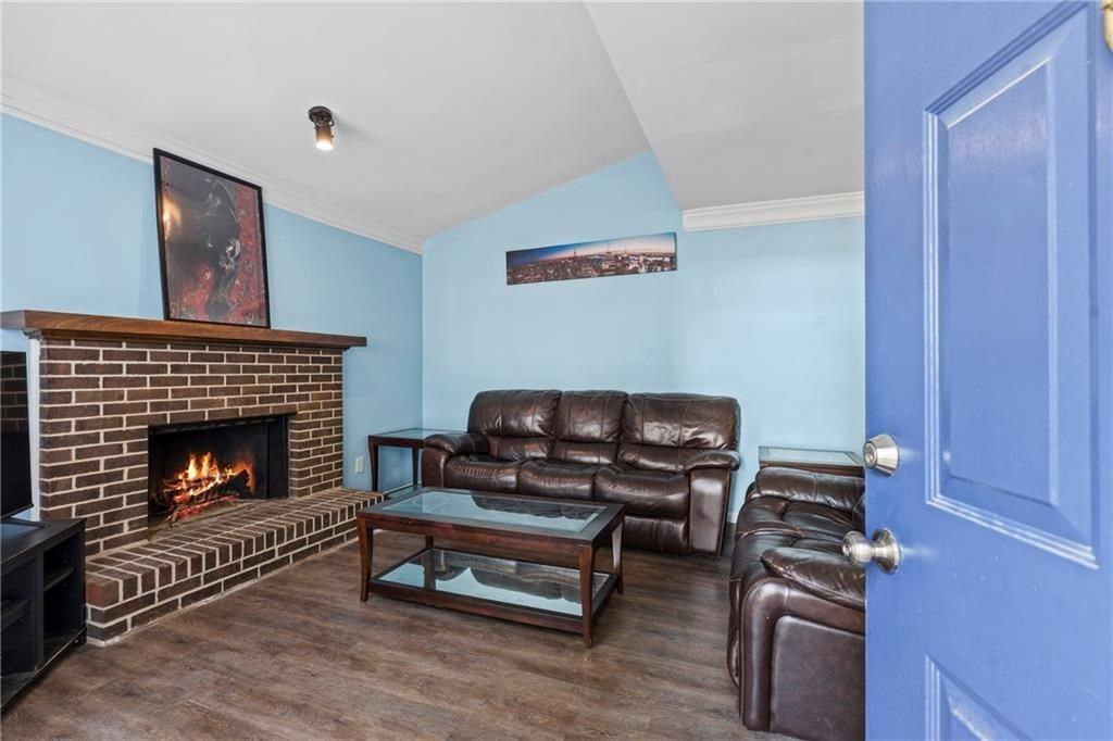 547 Picketts Bend Cir - Photo 5 of 20