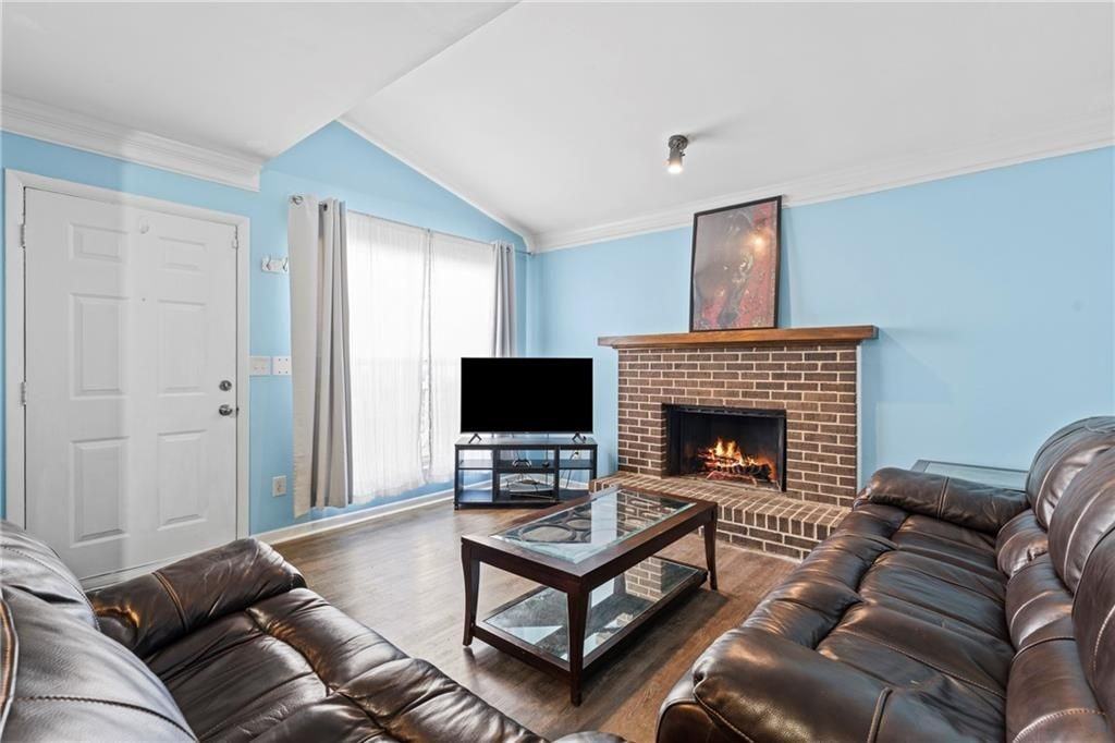 547 Picketts Bend Cir - Photo 6 of 20