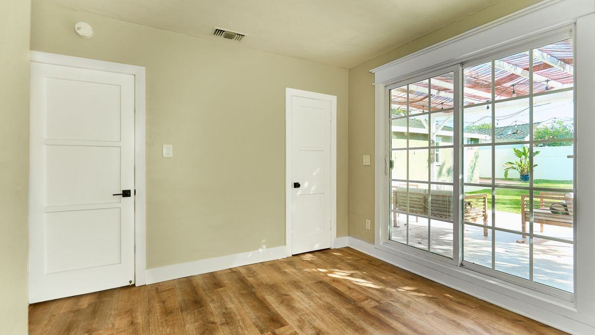 621 Hewitt St - Photo 5 of 11