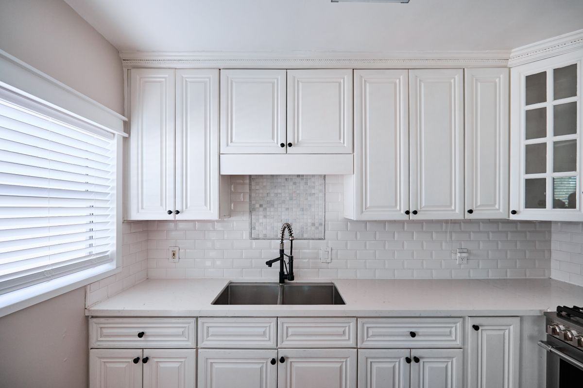 621 Hewitt St - Photo 6 of 11