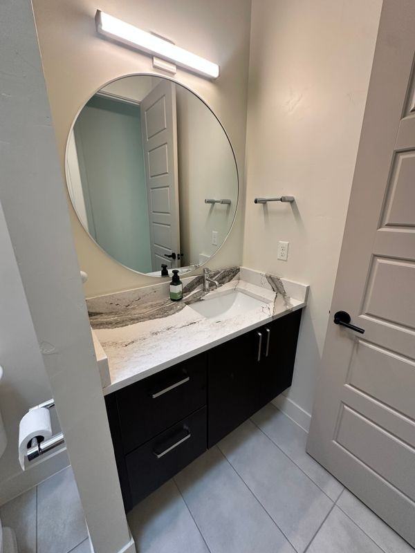 1801 Bridle Pl - Photo 2 of 11