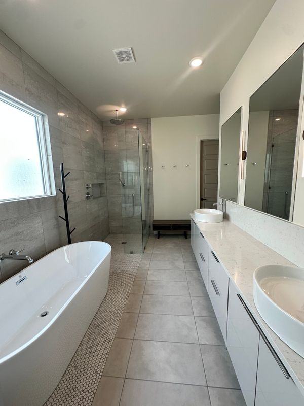 1801 Bridle Pl - Photo 3 of 11