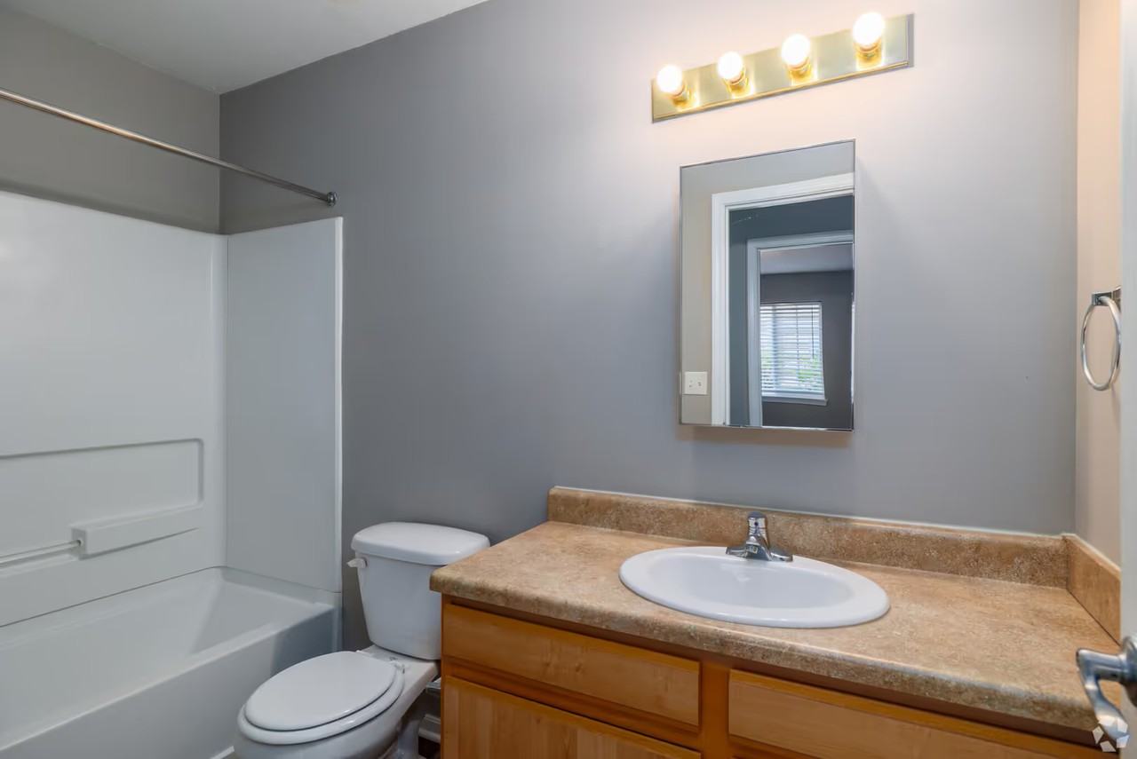 Crimson Villas - Photo 4 of 8