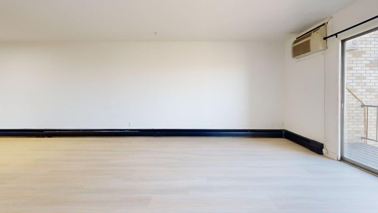 215 E Arbor (Bismarck,ND) - Photo 3 of 9