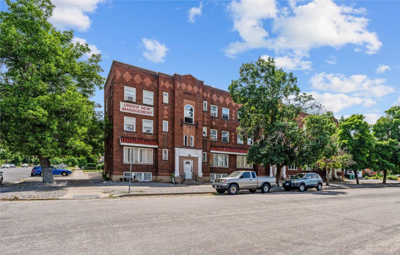 Upton Apartments - Photo 3 of 25