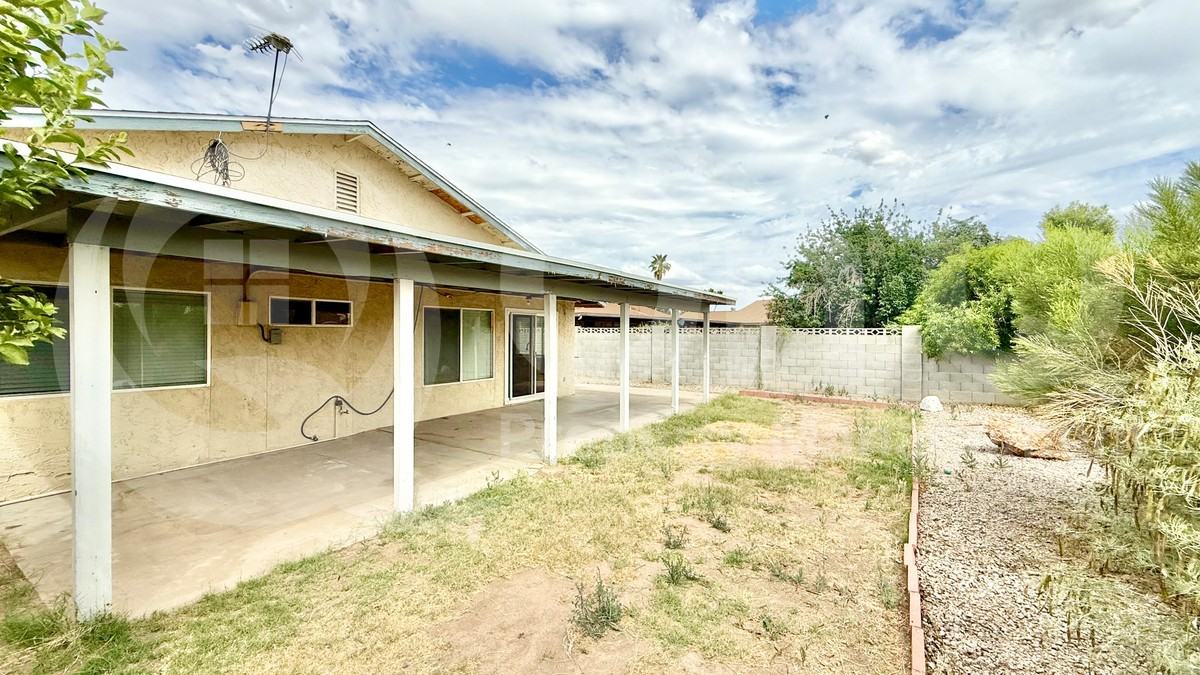 5625 W Campo Bello Dr - Photo 5 of 24