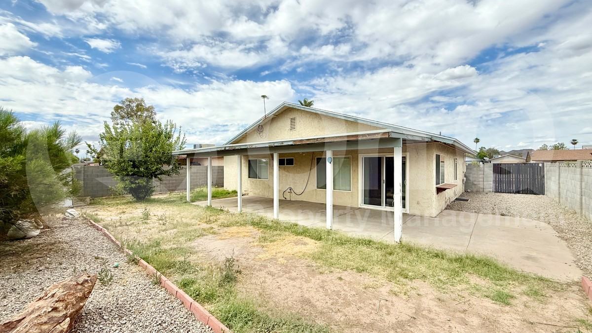 5625 W Campo Bello Dr - Photo 6 of 24