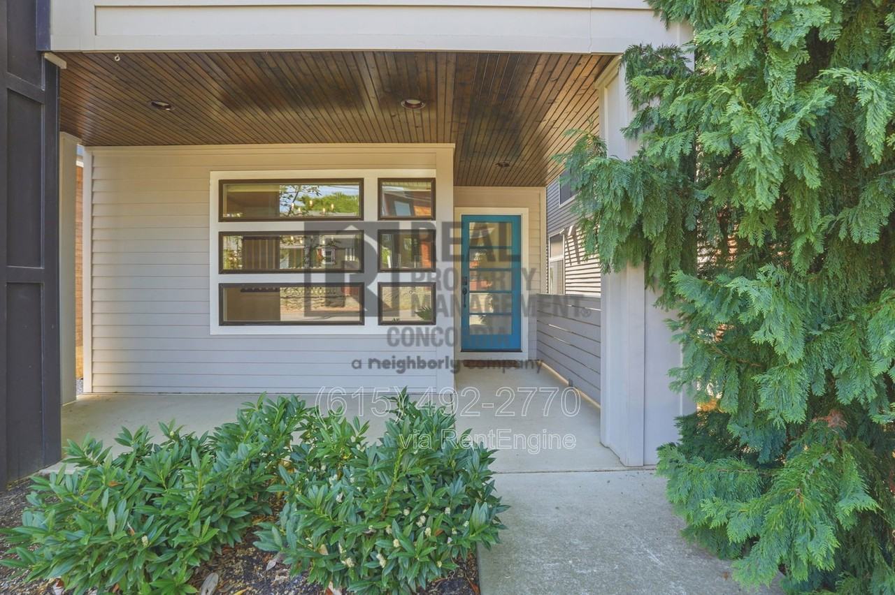 1607 10th Ave N - Photo 4 of 38