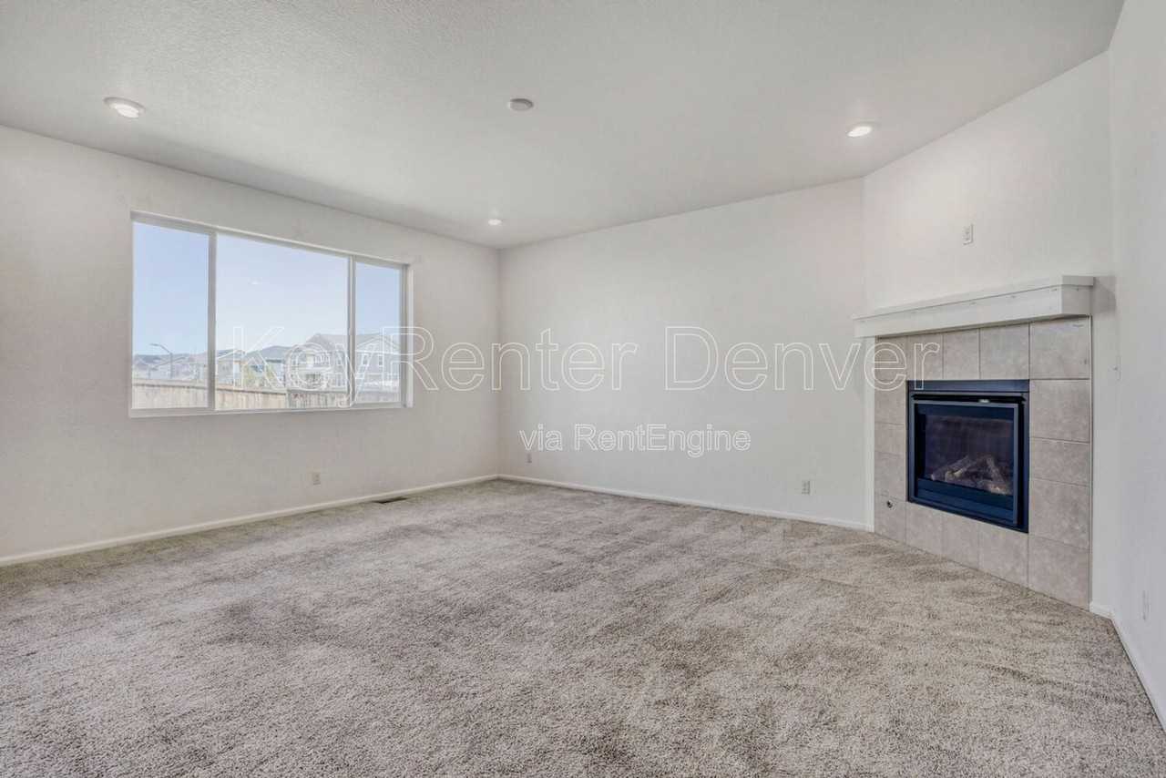 16793 E Virginia Ave - Photo 5 of 18