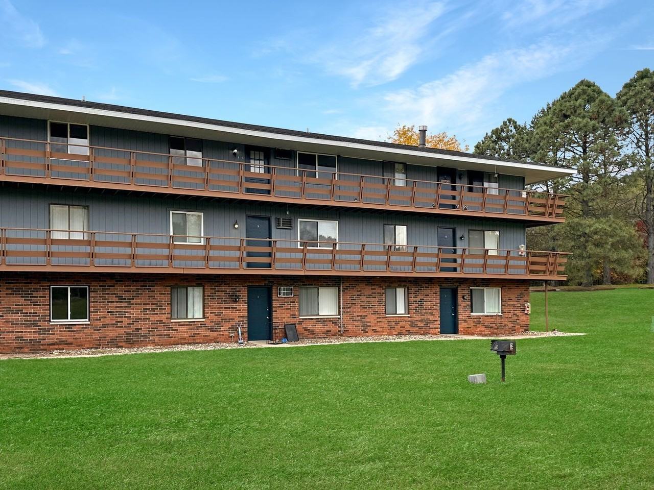 1605 Bacon Ave #2 - Photo 2 of 18