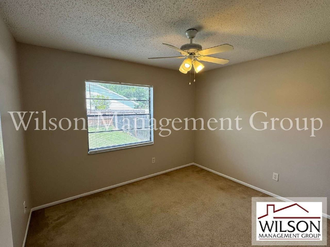 701 Kings Cove Ct - Photo 6 of 19