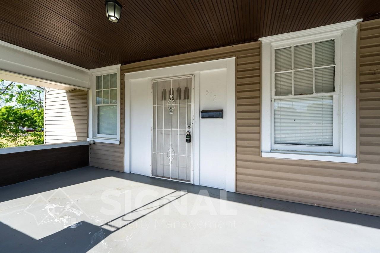 512 1st St N - Photo 4 of 25