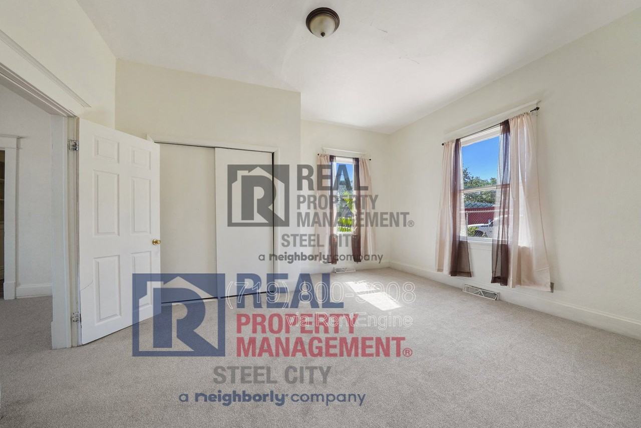 300 Clark St #A - Photo 6 of 8