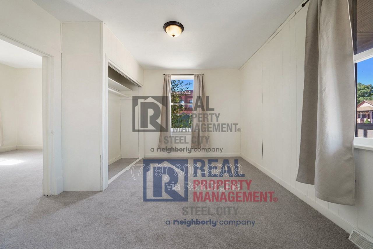 300 Clark St #A - Photo 7 of 8