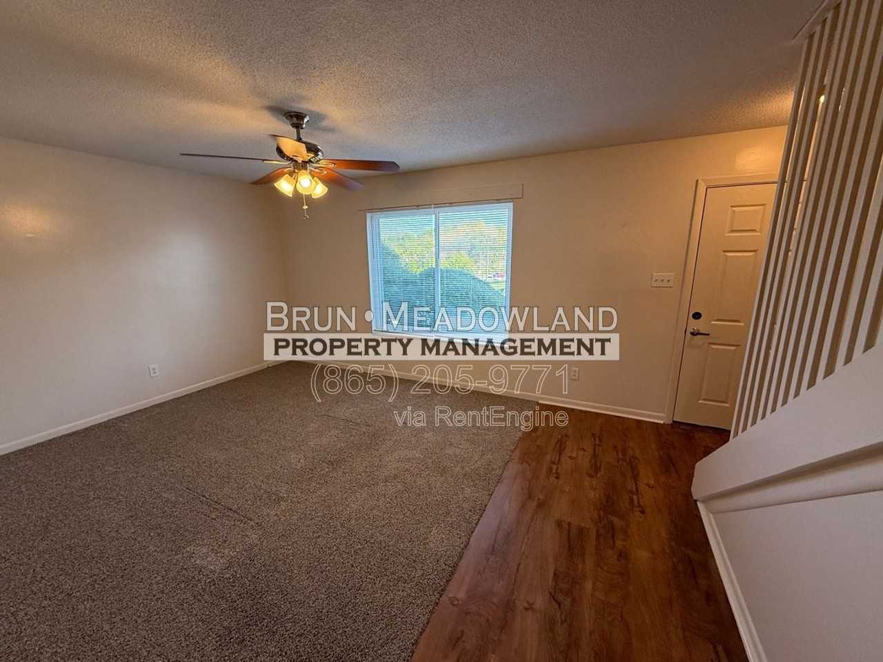 3607 Lark Cir #D - Photo 4 of 29