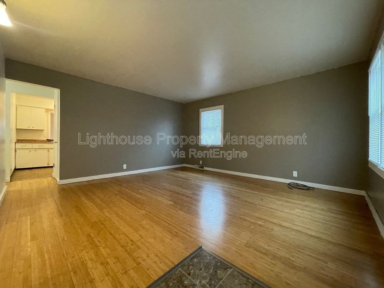 1471 Brookmark St Se - Photo 3 of 27