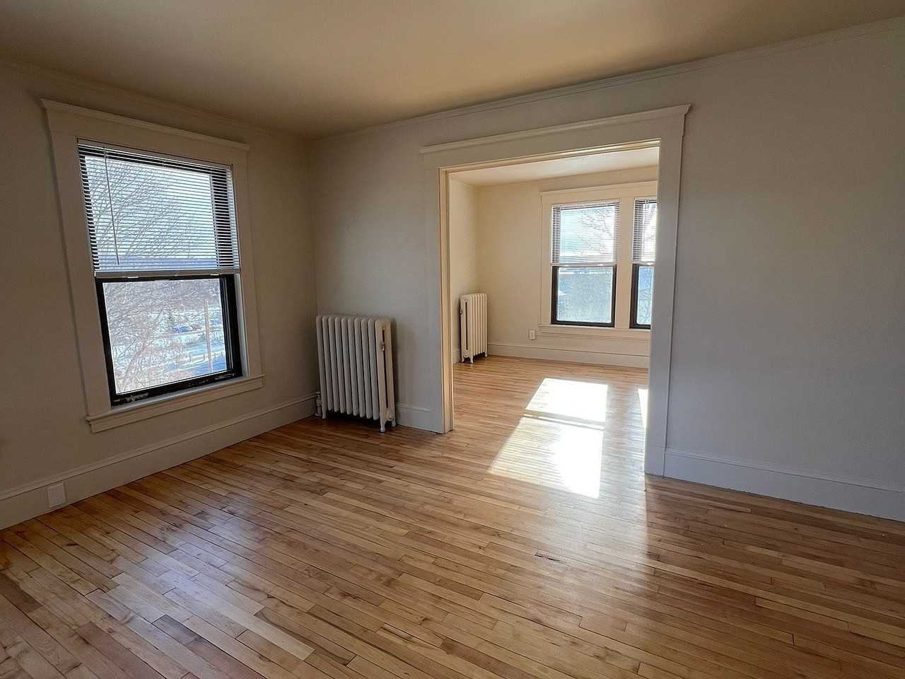 248 N Main St #11 - Photo 3 of 31