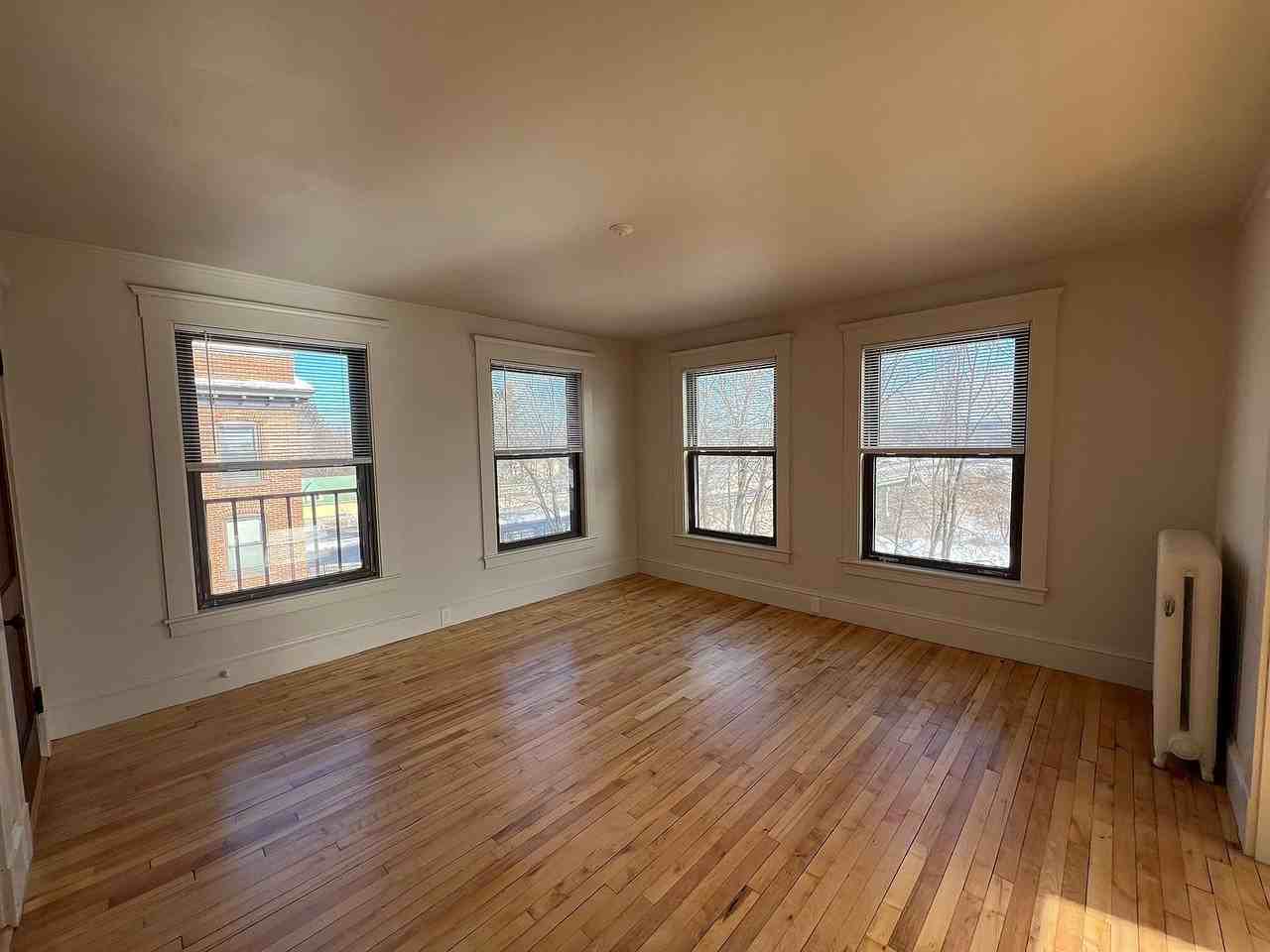 248 N Main St #11 - Photo 4 of 31