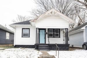 featured image of 729 N Bosart Ave