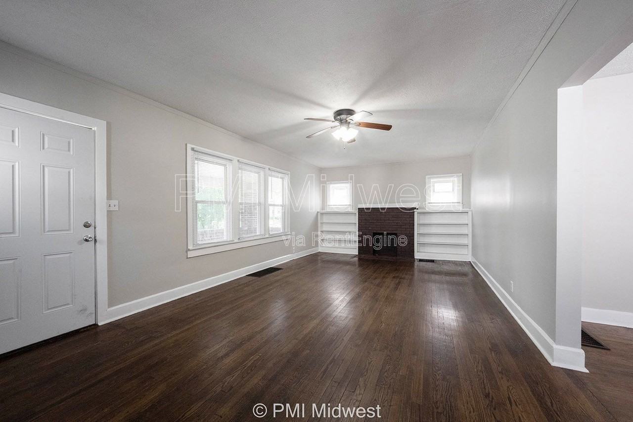 1529 E Ohio St - Photo 3 of 31