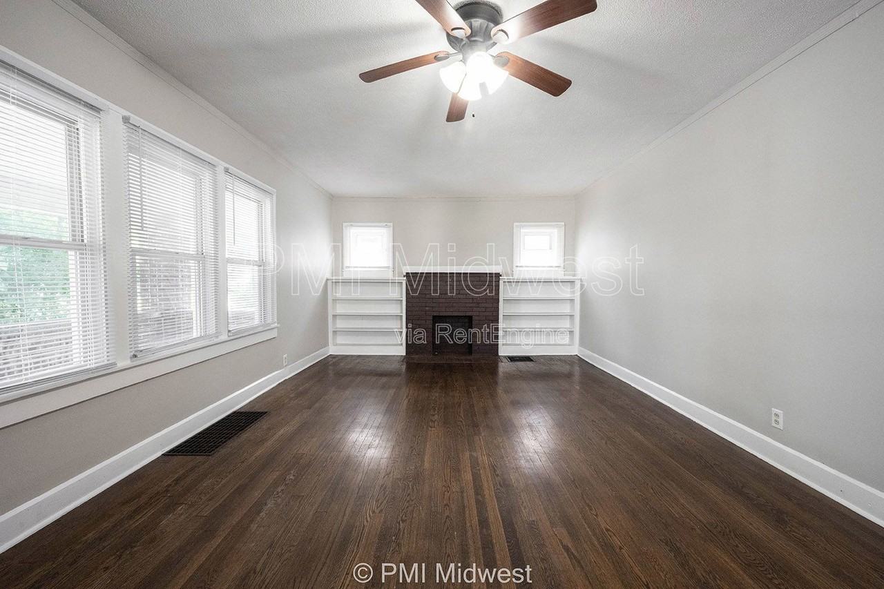 1529 E Ohio St - Photo 5 of 31