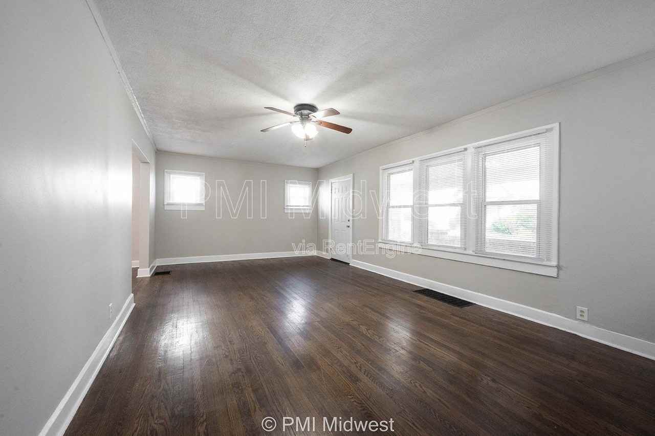 1529 E Ohio St - Photo 7 of 31