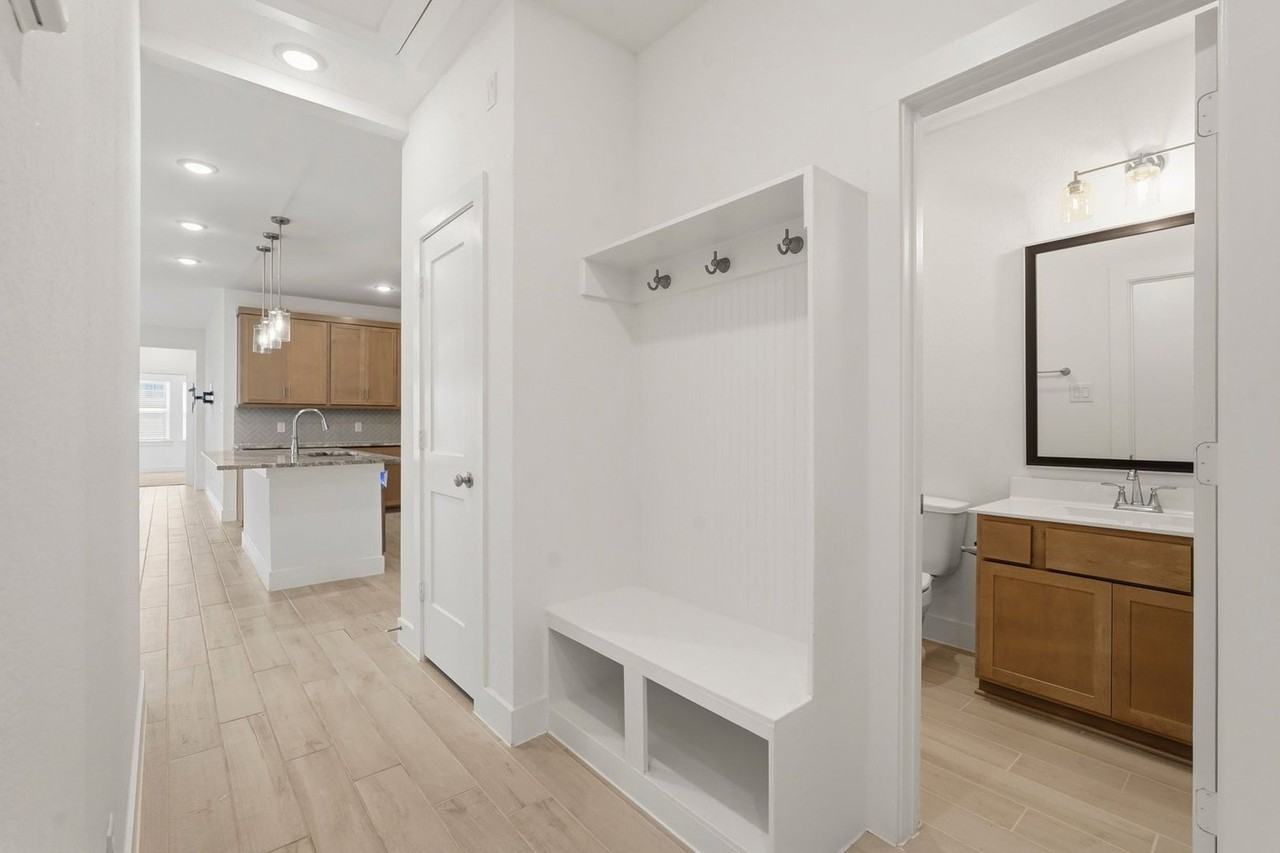 10035 Crescendo Way - Photo 3 of 25