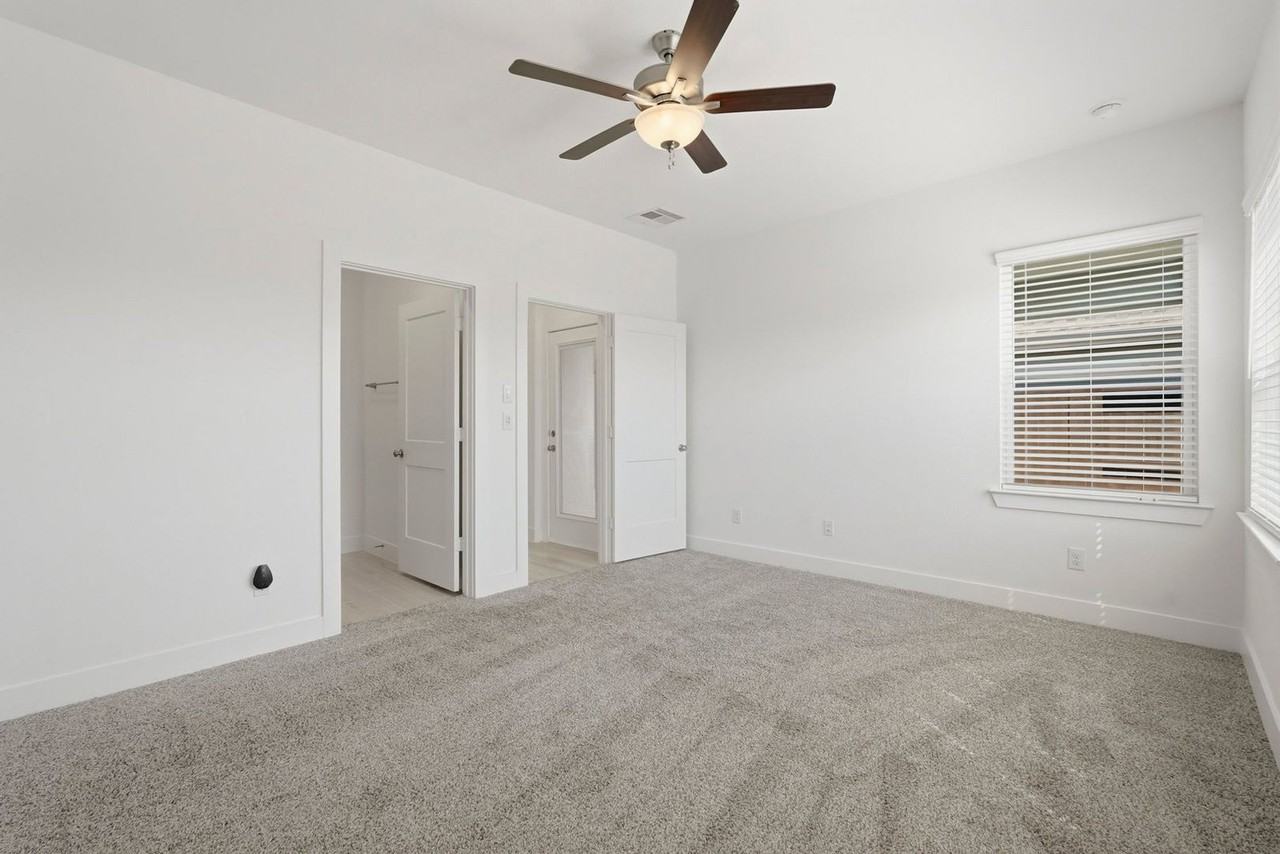 10035 Crescendo Way - Photo 7 of 25