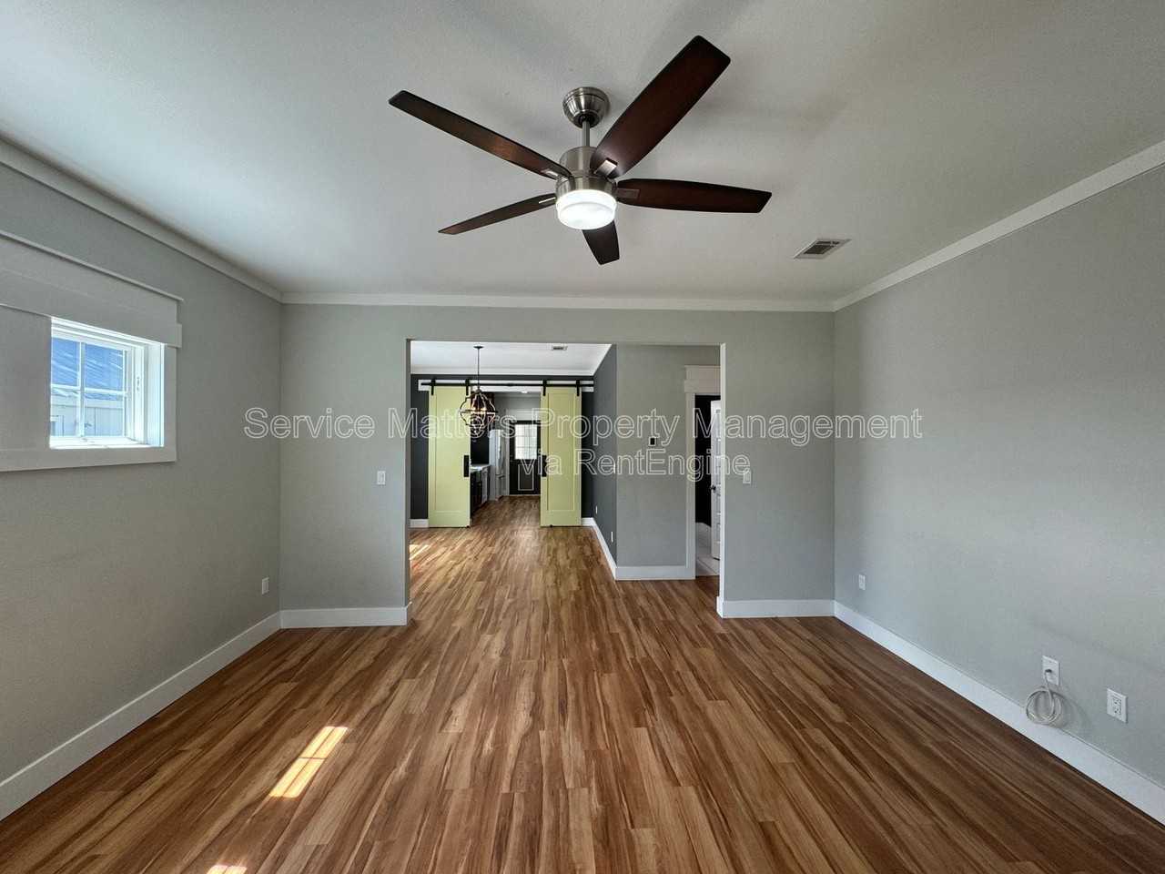 1416 E Baars St - Photo 4 of 33