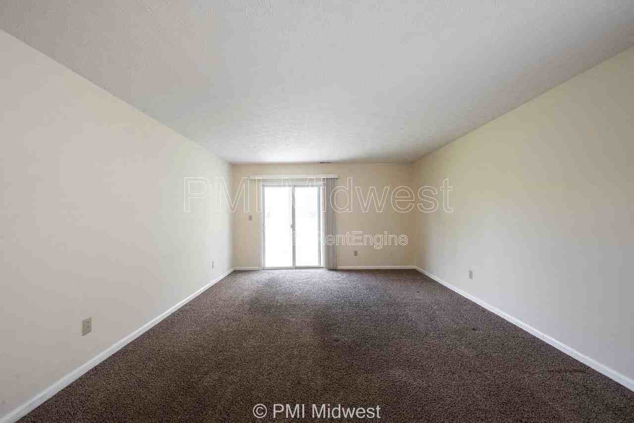 5834 Long Ridge Pl - Photo 5 of 26