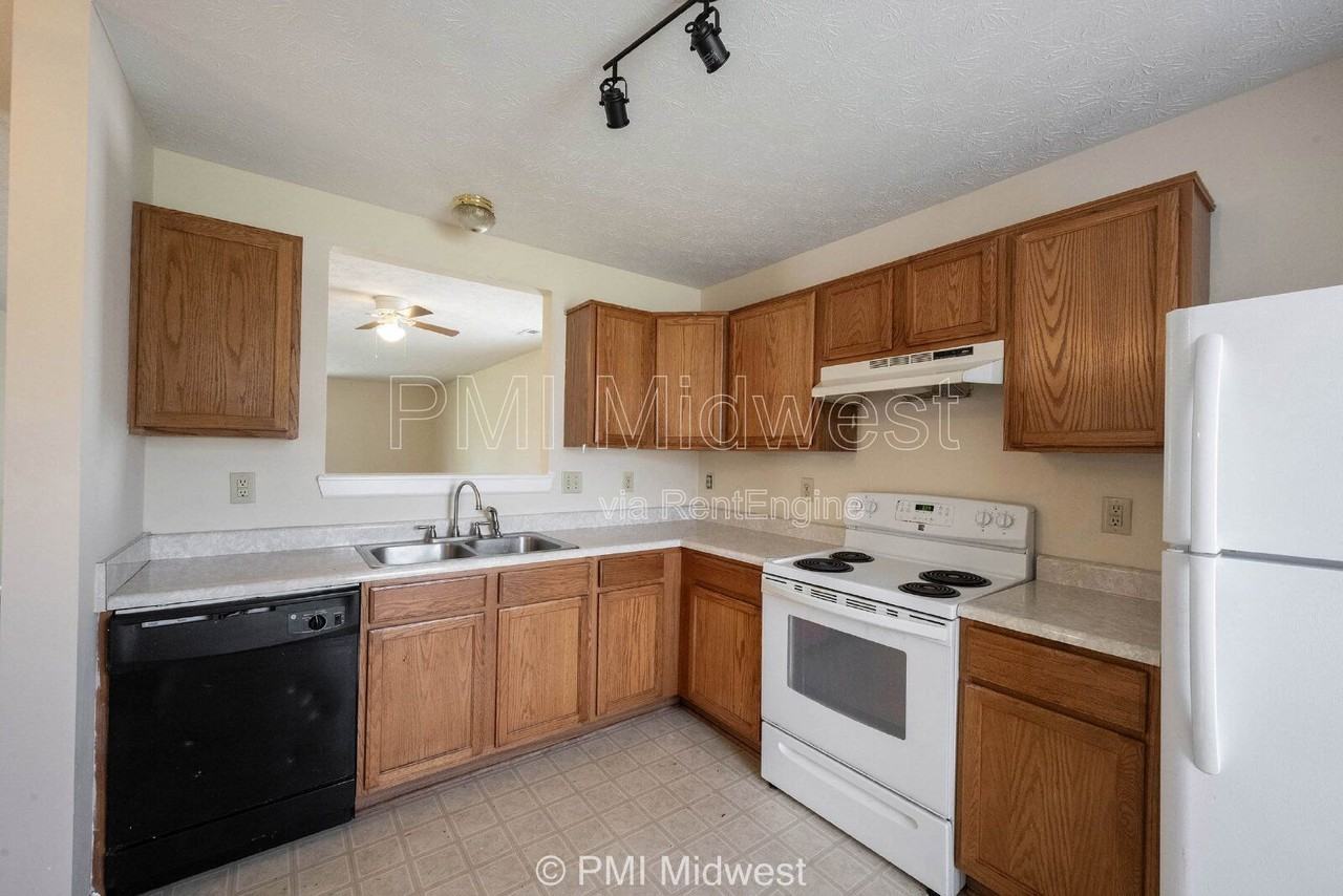 5834 Long Ridge Pl - Photo 7 of 26