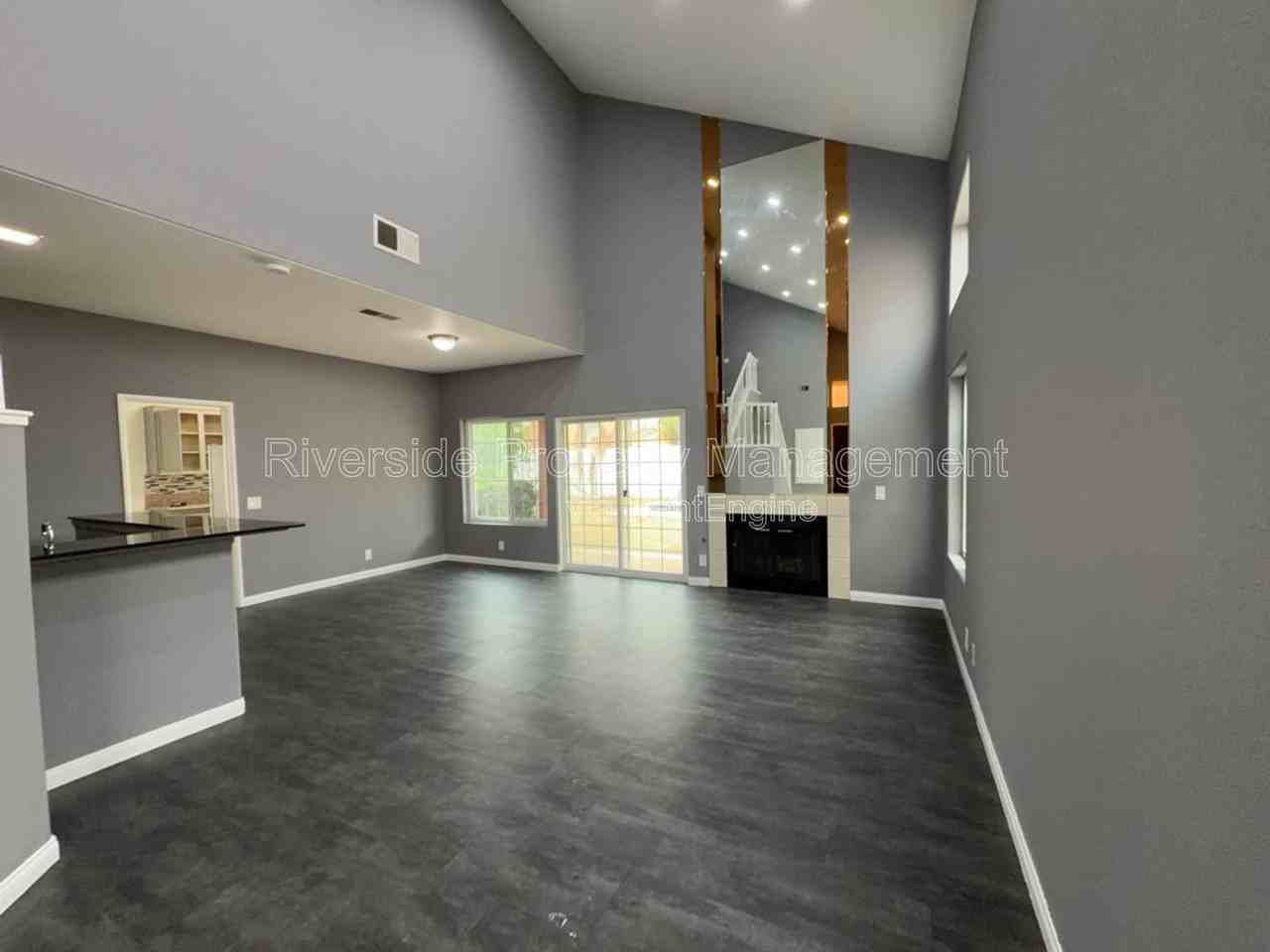 16642 War Cloud Dr - Photo 3 of 35