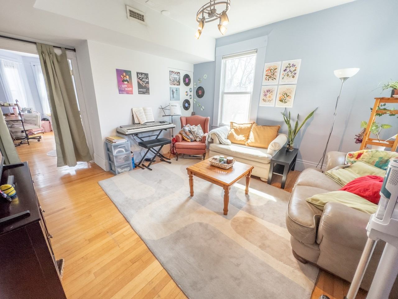 21 Essex St #2 - Photo 5 of 19