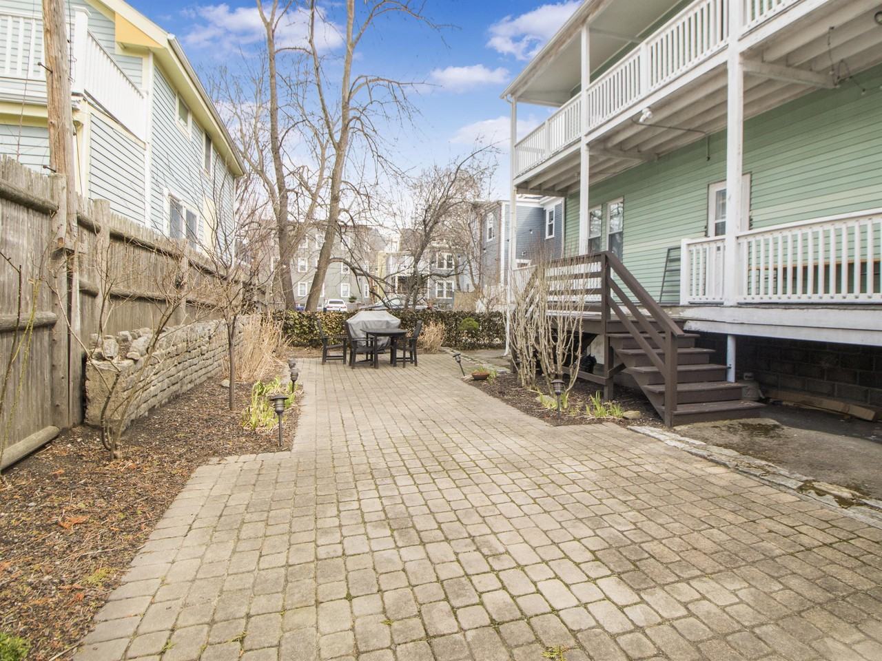 21 Essex St #2 - Photo 2 of 19