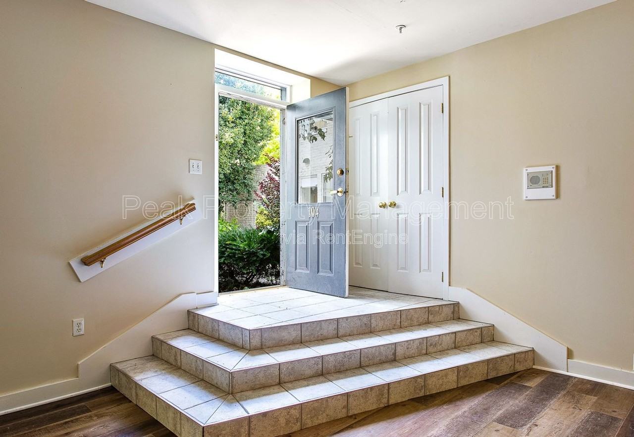 16 N 22nd St #104 - Photo 3 of 26