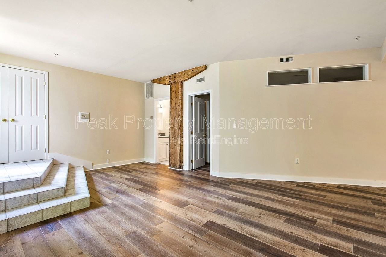 16 N 22nd St #104 - Photo 4 of 26